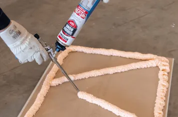 Applying Soudabond Easy to plasterboard