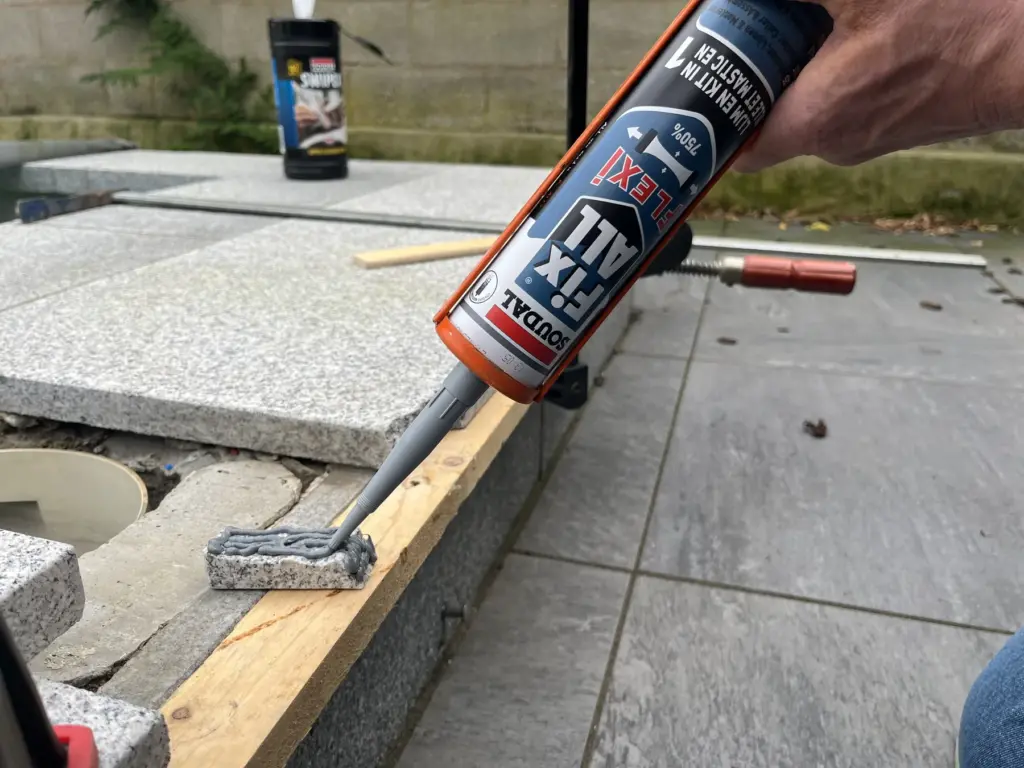 Applying Fix All Flexi during an exterior stone installation