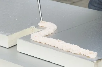 Applying Soudabond Easy to insulation board